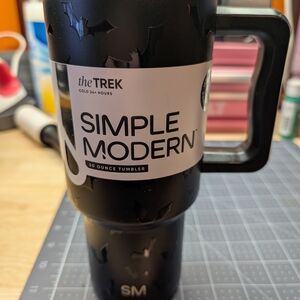 Simple Modern Black Tumbler